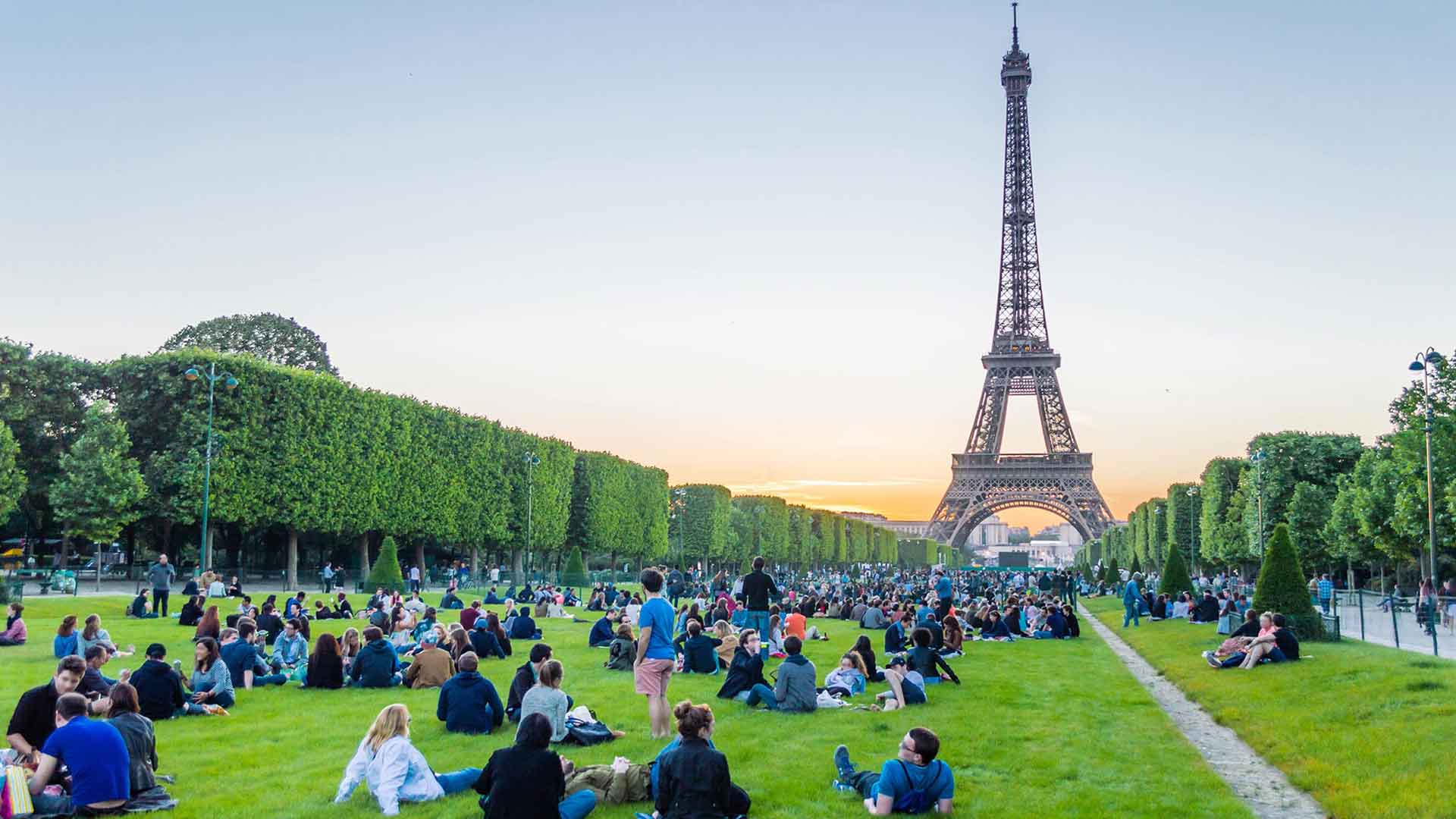 Paris Region: Waar Kwaliteit en Betaalbaarheid samenkomen - AdobeStock_124047263-clean__1920x1280